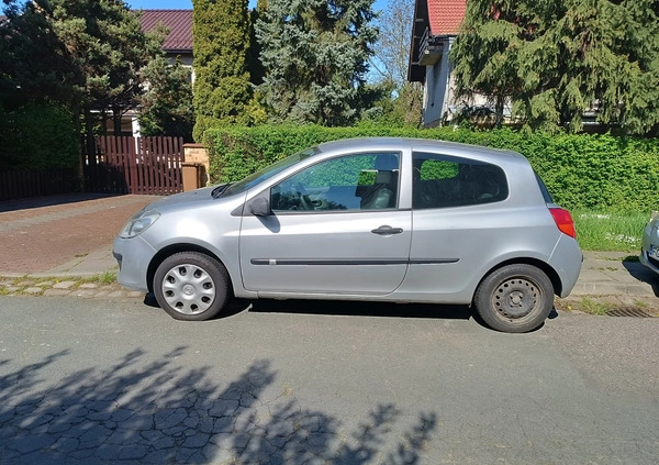 Renault Clio cena 9200 przebieg: 114664, rok produkcji 2006 z Szczecin małe 56